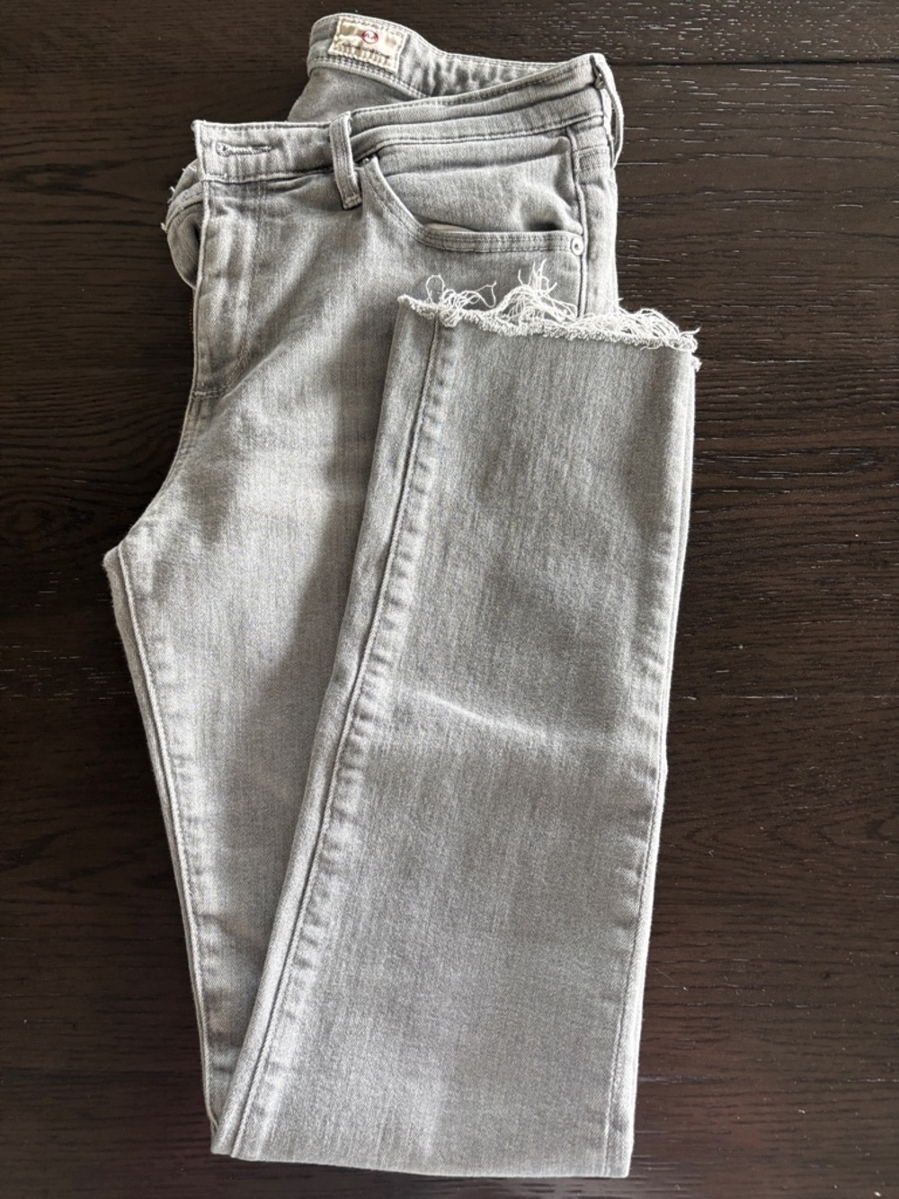 EUC AG Adriano Goldschmied Light Gray Frayed Hem Jeans